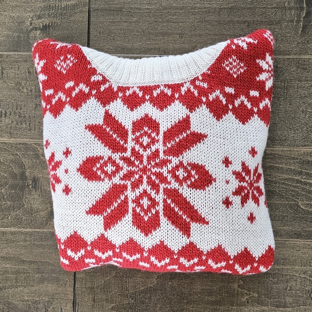Yes Lola by Anthropologie Red & White Mock Turtleneck Oversized Sweater Sz Sm - Picture 3 of 5